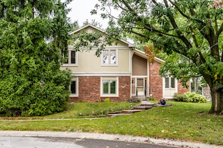 2720 Amherst St, Indianapolis, IN 46268