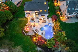 61 Brooks Rd, Moorestown, NJ 08057