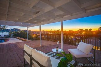 6210 Fernwood Dr, La Mesa, CA 91942