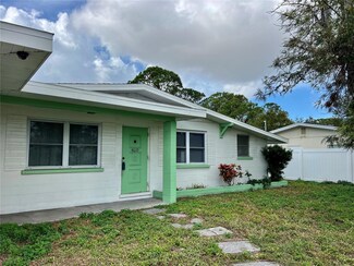 4610 21st St W, Bradenton, FL 34207
