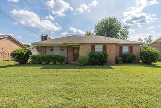 1609 Deatsville Hwy, Millbrook, AL 36054