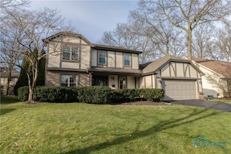 2421 Notting Hill Rd, Toledo, OH 43617