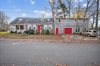 40 Golf St, North Dartmouth, MA 02747