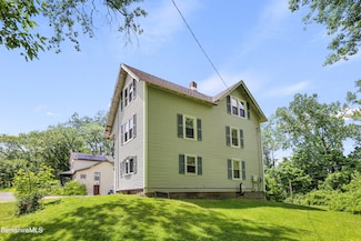 26 Crosier Ave, Pittsfield, MA 01201