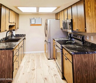 9735 W Ironwood Dr Unit A, Peoria, AZ 85345