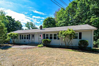 17 Old Derry Rd, Hudson, NH 03051
