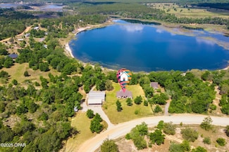 2789 Summer Dr, Chipley, FL 32428