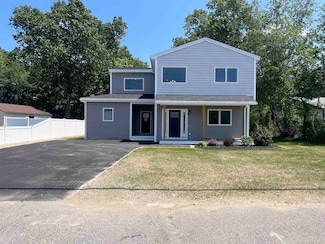 13 Raven St, Nashua, NH 03060