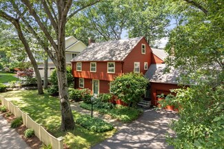 96 Elmwood Rd, Wellesley Hills, MA 02481