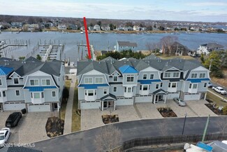 10 Cordelia Ct, Long Branch, NJ 07740