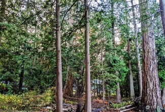 1891 Washington Dr, Point Roberts, WA 98281