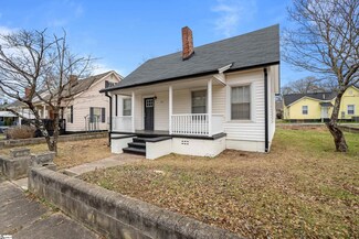 52 Hutchins St, Greenville, SC 29605