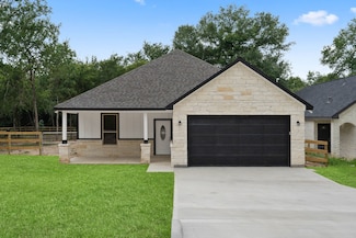 24696 Wicklow Rd, Hempstead, TX 77445