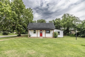 103 E Ash St, Carnegie, OK 73015