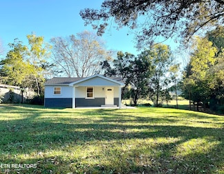 6227 Atkins Rd, Knoxville, TN 37918