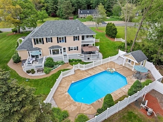 40 Thomas Rd, Berkley, MA 02779