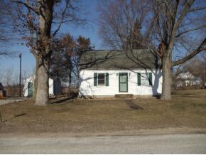 17928 Main St, Tyner, IN 46572