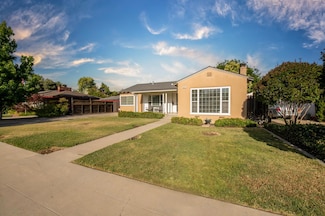 2837 N Thorne Ave, Fresno, CA 93704