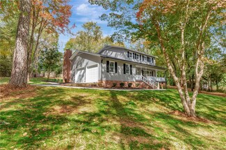 287 Issaqueena Dr, Central, SC 29630