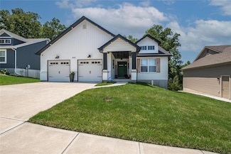 1418 Burrwyck Ln, Herculaneum, MO 63048