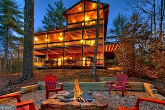 98 Toccoa Overlook Dr, Blue Ridge, GA 30513