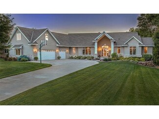 23831 Meadow Creek Dr, Loretto, MN 55357