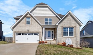 752 Crestone Ln, Clarksville, TN 37042