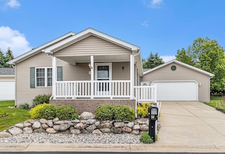 5280 Beardsley Ct, Kalamazoo, MI 49004