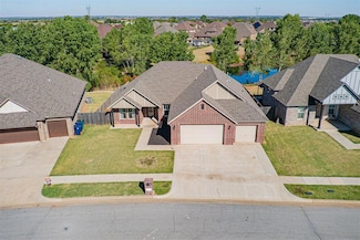 13317 Brampton Way, Yukon, OK 73099