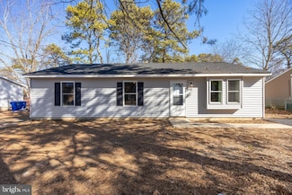 13 Cherokee Dr, Browns Mills, NJ 08015