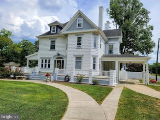 323 Pennsylvania Ave, Seaford, DE 19973