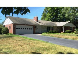56 W Mountain Rd, Bernardston, MA 01337