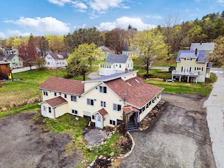 6 Stoddard Ln, Hallowell, ME 04347