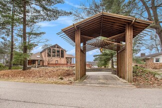 25454 N Shore Dr, Elkhart, IN 46514