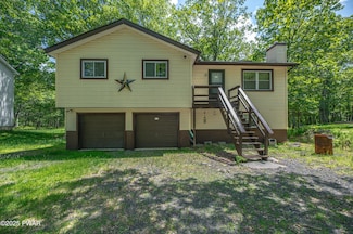 152 Mallard Ln, Pocono Ranch Lands, PA 18324