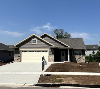 N9339 Gemstone Ct, Appleton, WI 54915