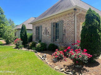 105 Bristol Dr, Madison, MS 39110