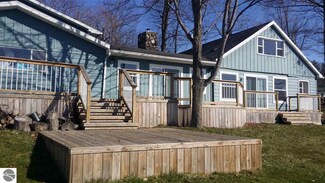 3770 Maple Ave, Lupton, MI 48635