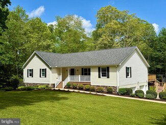 21034 Aster Dr, Callaway, MD 20620