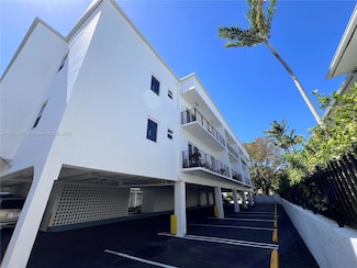 1033 Lenox Ave Unit 202, Miami Beach, FL 33139