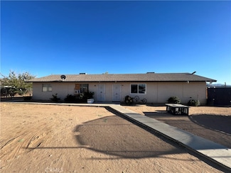 13615 Pauhaska Rd, Apple Valley, CA 92308