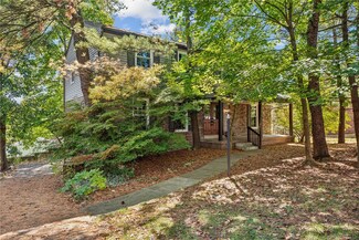 9234 Wedgewood Dr, Pittsburgh, PA 15239
