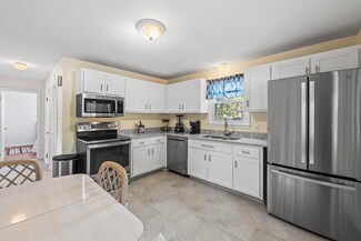 13 Penn Ave, Portland, ME 04103