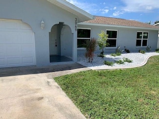 3069 Rock Creek Dr, Port Charlotte, FL 33948