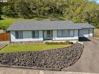 1450 NE Lincoln St, Roseburg, OR 97470