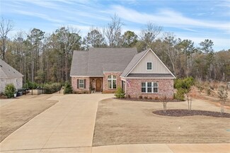 1900 Yarbrough Farms Blvd, Auburn, AL 36830