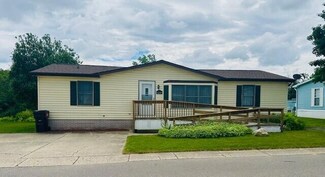 4340 Brookmere Dr SE, Grand Rapids, MI 49512