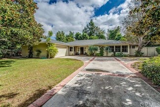 924 W River Ln, Santa Ana, CA 92706