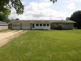 16700 Goodrich Rd, Durand, IL 61024