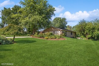 8316 Hollywood Rd, Berrien Springs, MI 49103